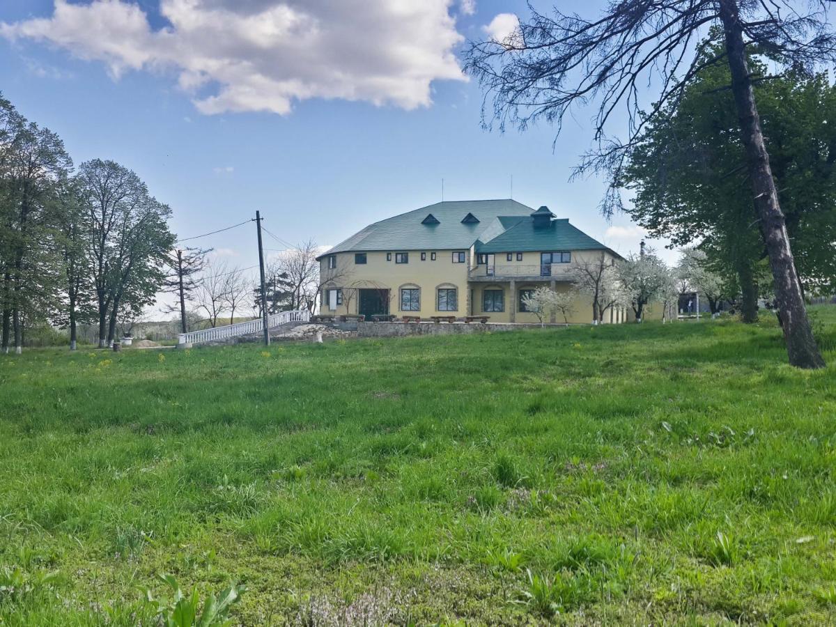 Fata Verde Soldanesti Kültér fotó